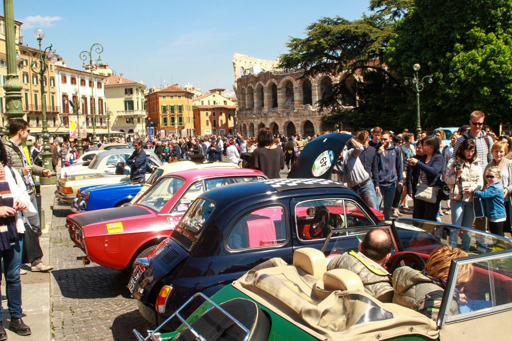 Al via la 25a edizione della 500 Miglia Touring