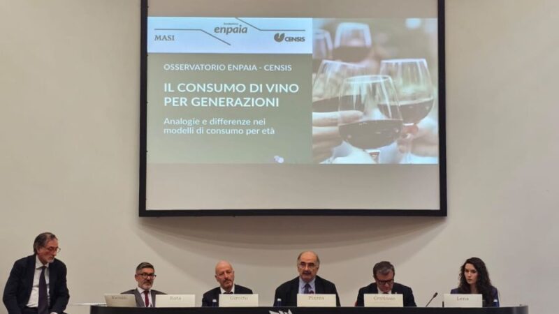 Enpaia-Censis, il 96,5% degli italiani preferisce il vino italiano