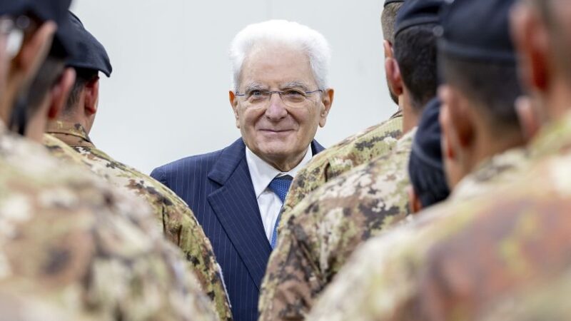 Mattarella “Forze armate impegnate per la pace nella sicurezza”