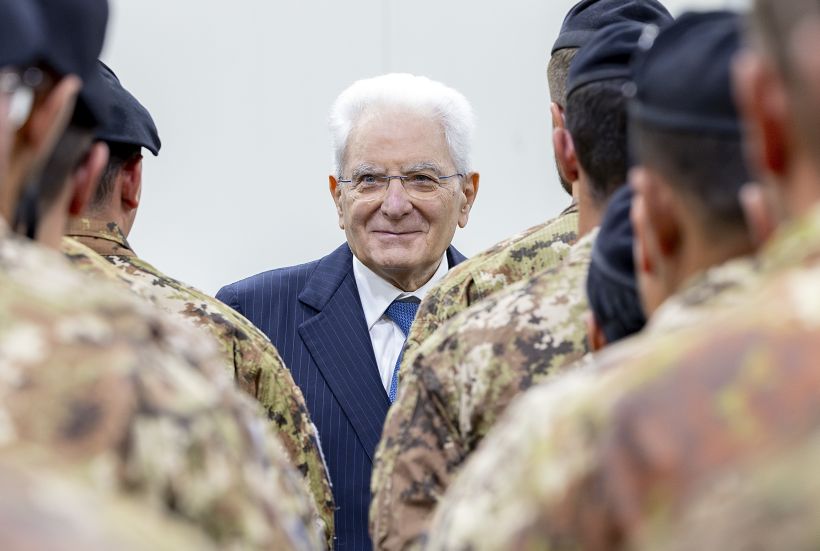 Mattarella “Forze armate impegnate per la pace nella sicurezza”