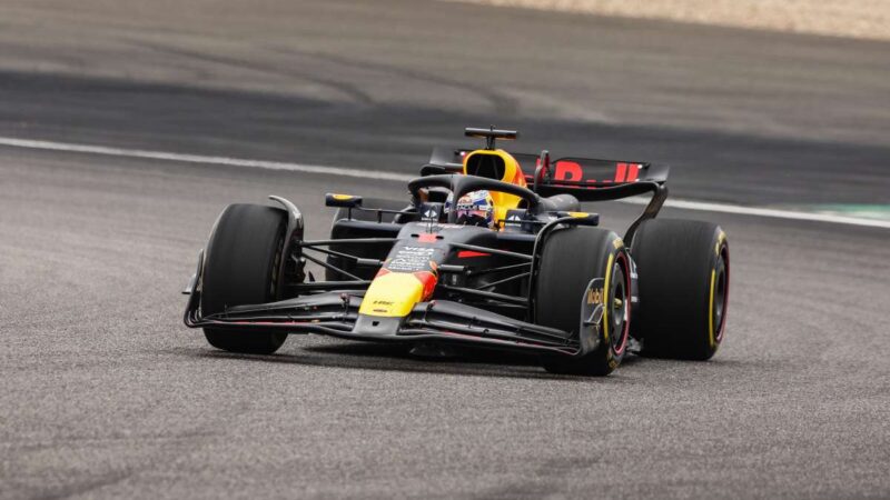 Pole position per Verstappen al Gp di Cina