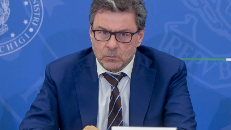 Def, Pil +1% nel 2024, Giorgetti “Confermato taglio del cuneo fiscale”