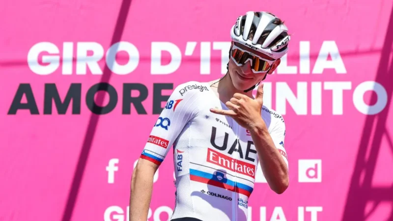 Pogacar trionfa ad Oropa, è la nuova maglia rosa al Giro