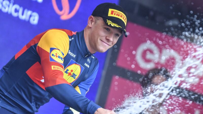 Milan vince in volata la quarta tappa del Giro d’Italia