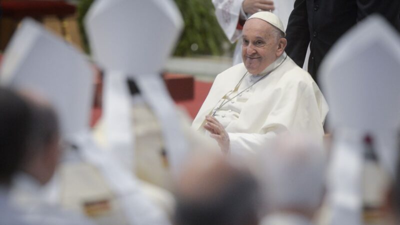 Papa “Senza bambini e giovani un Paese perde il desiderio di futuro”