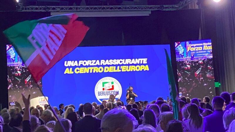 Forza Italia, Tajani “Avanti tutta per raggiungere il 10%”