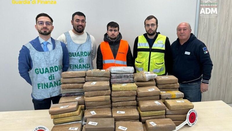 Sequestrati 116 kg di cocaina nell’interporto di Vado Ligure