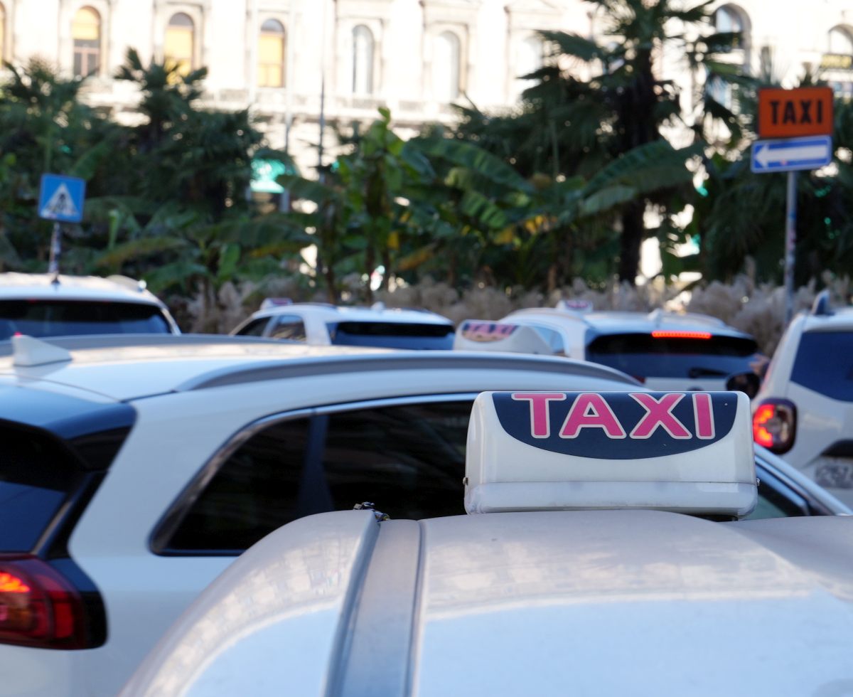 Taxi-Ncc, Mit “A breve registro nazionale e foglio servizio elettronici”