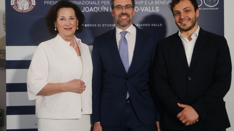 Premio Navarro-Valls a Lina Tombolato Doris e a Nicolò Govoni