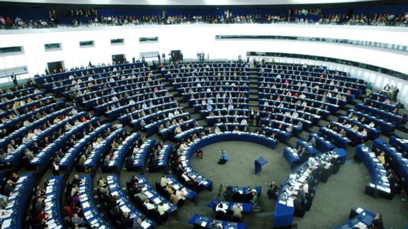 Il nuovo Parlamento europeo conferma il sostegno all’Ucraina