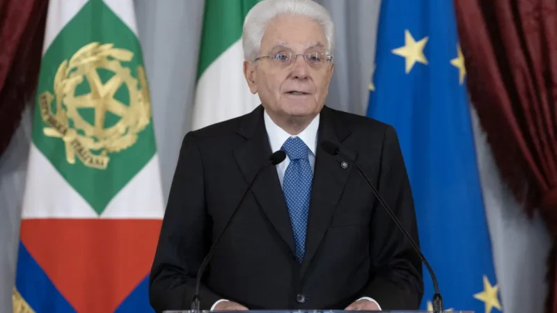 Mattarella “Gli atti contro la libera informazione sono eversivi”