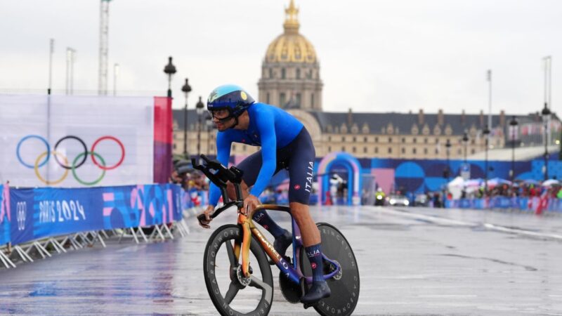 Ganna argento nella crono, prima medaglia italiana a Parigi