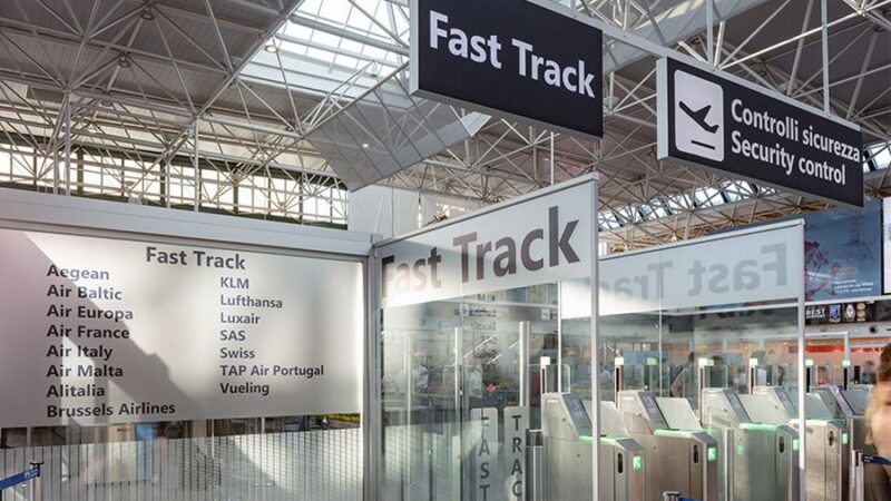 Telepass lancia il servizio “Fast Track” negli aeroporti di Roma