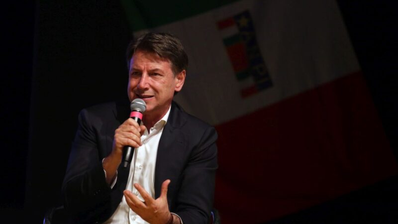 Conte “Impossibile stare con Renzi, ha capacità demolitorie”