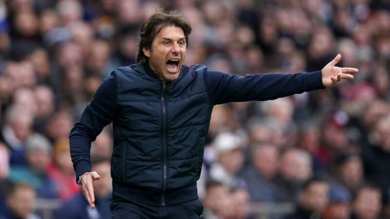 Conte “Napoli è in ricostruzione, prepariamoci a soffrire”