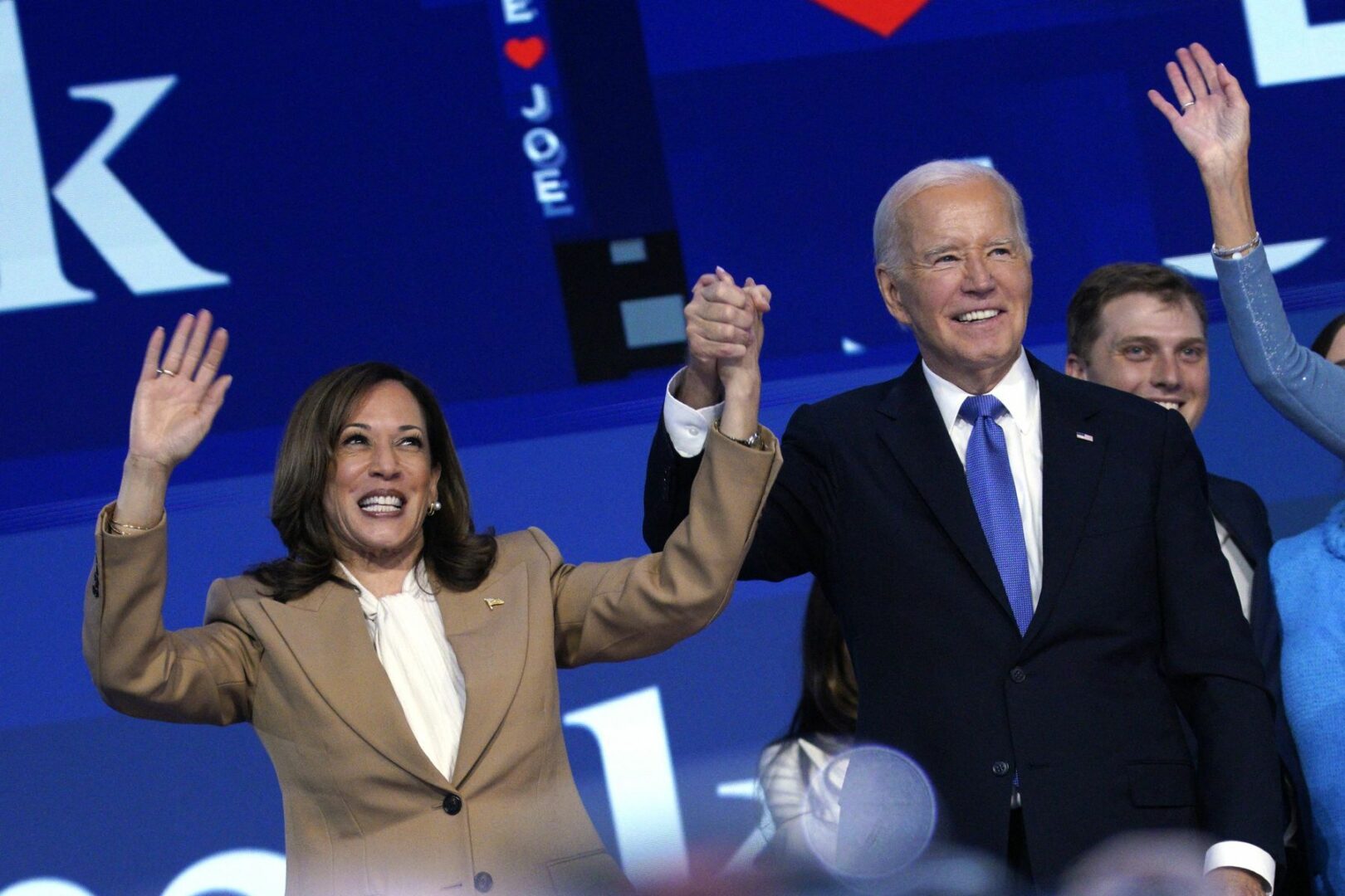 Biden alla convention Dem “Kamala Harris sarà una grande presidente”