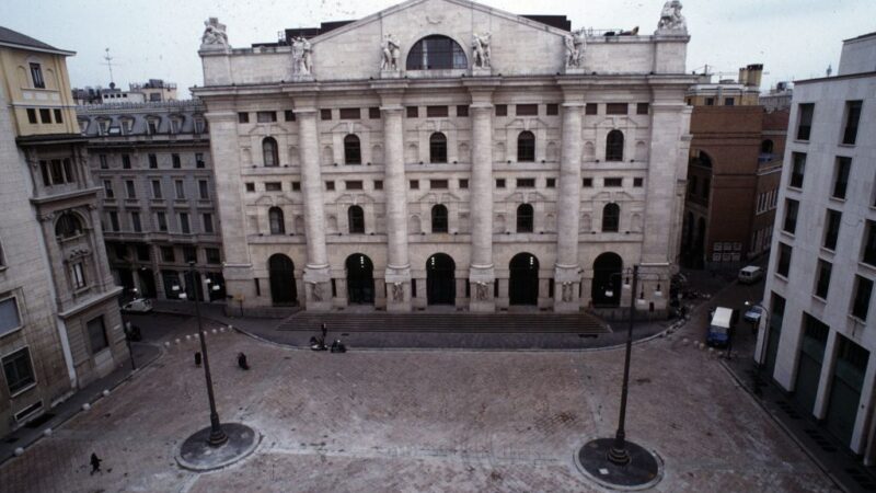 Piazza Affari apre in rialzo, Ftse Mib +0,34%