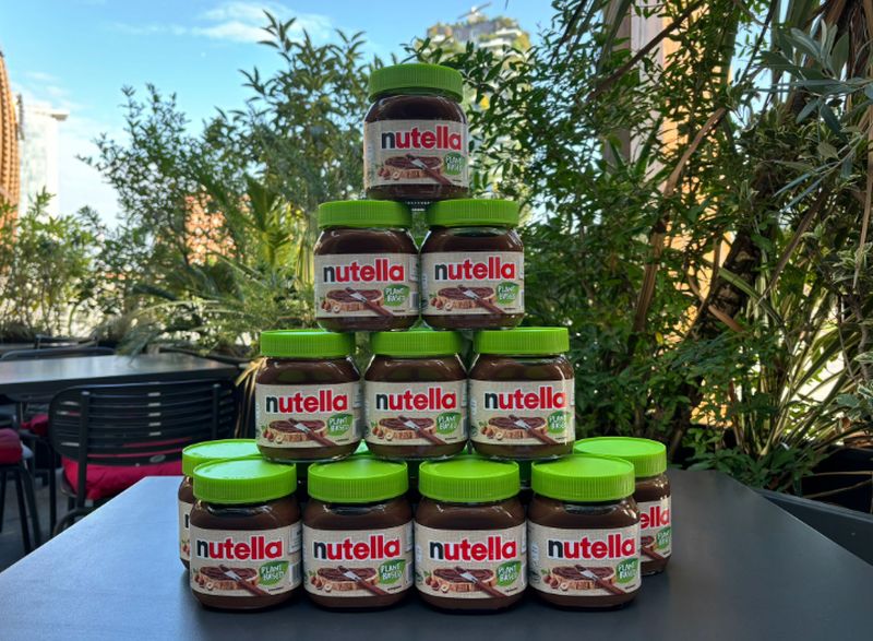 Ferrero lancia Nutella Plant-Based con ingredienti di origine vegetale