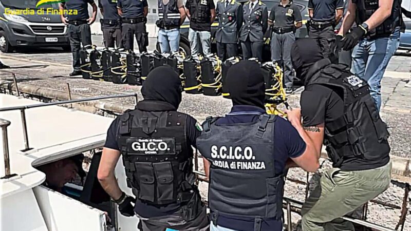 Sequestrati a Catania 540 kg di coca per oltre 100 milioni di euro, 5 arrestati