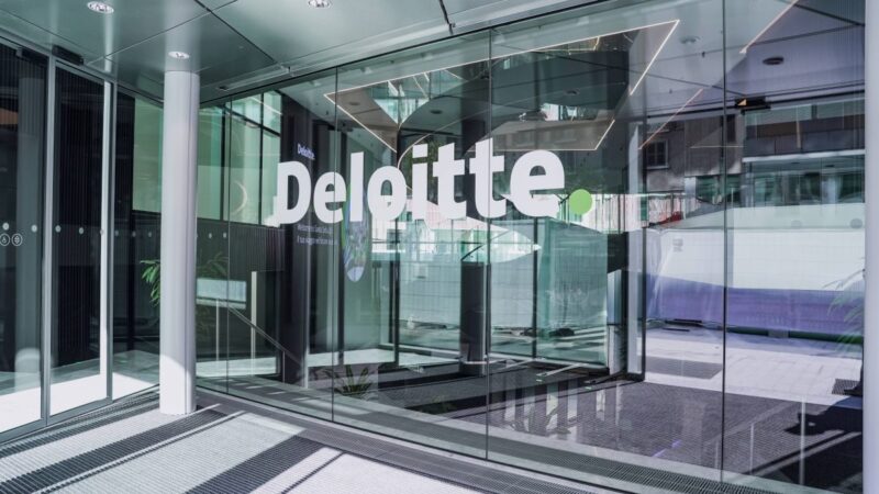 W7 e Deloitte, l’IA può favorire la parità di genere in azienda