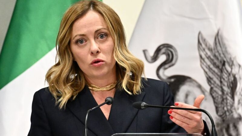 Meloni “Viviamo un tempo di crisi, agire senza tentennamenti”