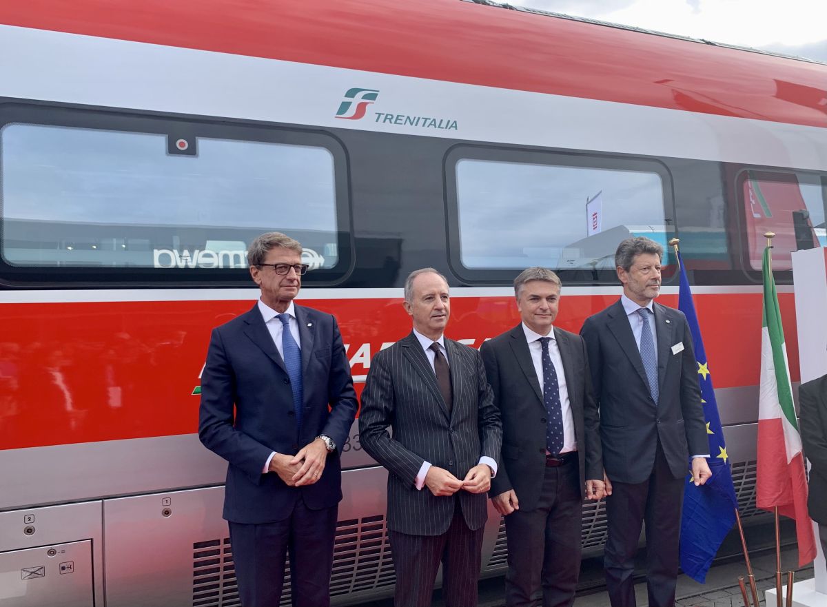 Fs, presentato a Berlino il nuovo Frecciarossa 1000 di Trenitalia