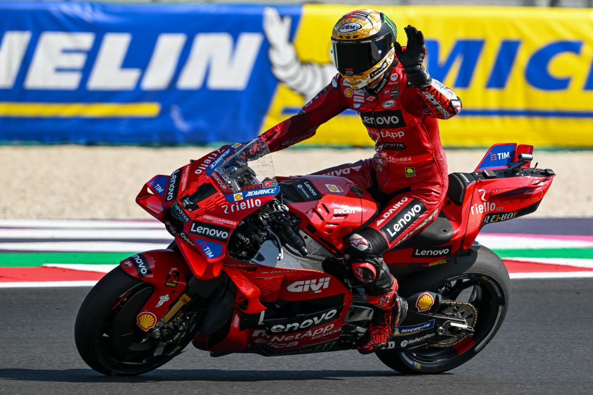 Bagnaia vince la Sprint in Indonesia, Martin cade