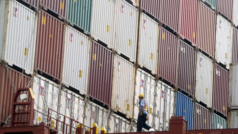 Ad agosto l’export extra Ue in calo su base annua