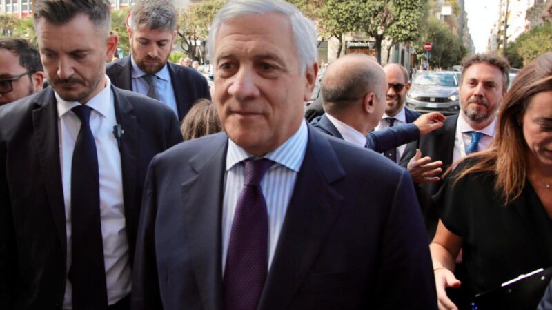 Manovra, Tajani “Extraprofitto incomprensibile, concetto extraterrestre”