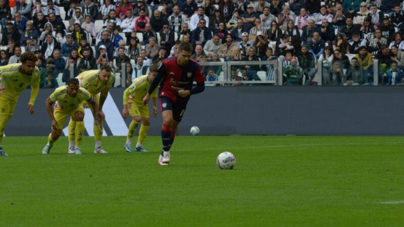 Juventus-Cagliari 1-1, decidono i rigori di Vlahovic e Marin