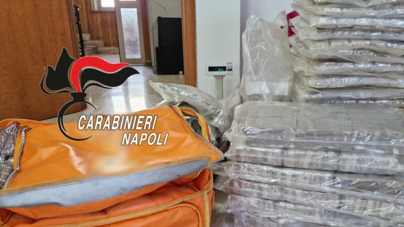 Sequestrati 190 chili di hashish, 2 rider della droga arrestati a Napoli