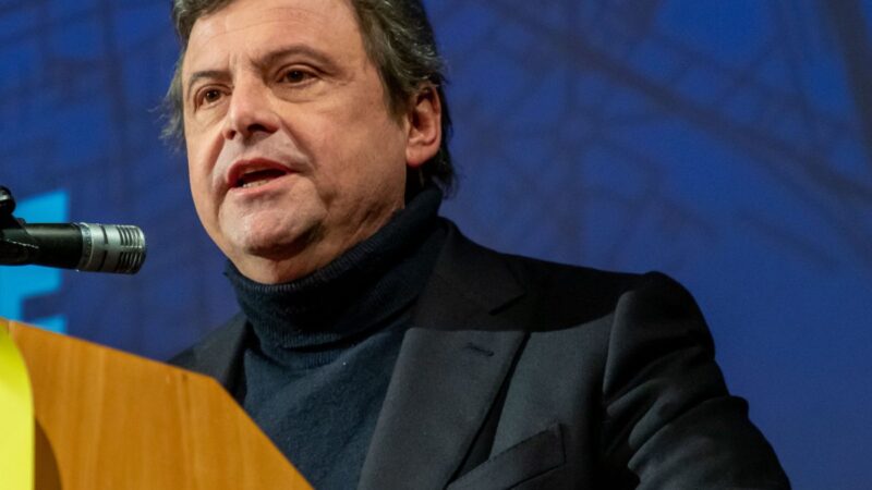 Calenda “Meloni chiede responsabilità opposizioni, ma servono atti”