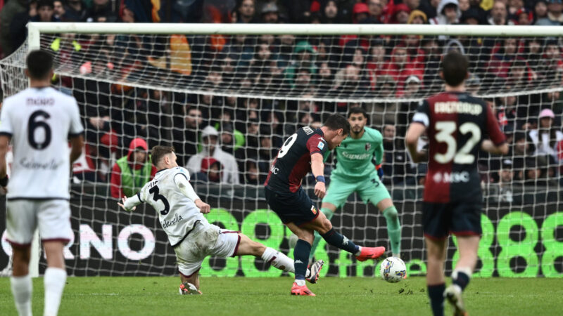 Genoa-Bologna 2-2, Pinamonti firma la rimonta del Grifone