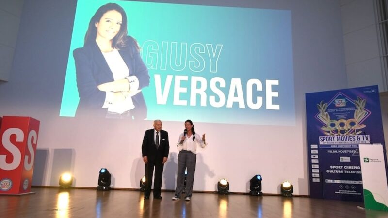 Giusy Versace riceve dalla Ficts la “Guirlande d’Honneur”