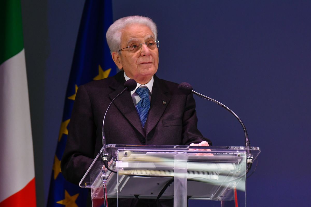 Mattarella “Strage di Piazza Fontana squarcio nella storia nazionale”