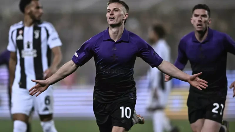 Giornata viola per la Juve, vince la Fiorentina 3-0