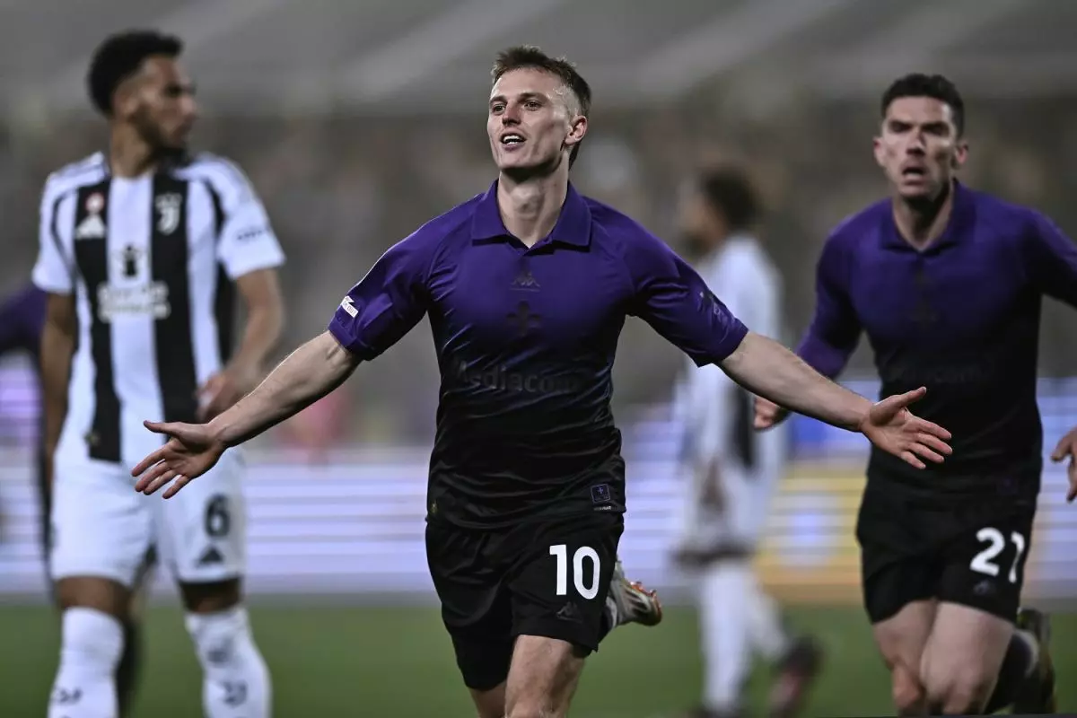 Giornata viola per la Juve, vince la Fiorentina 3-0