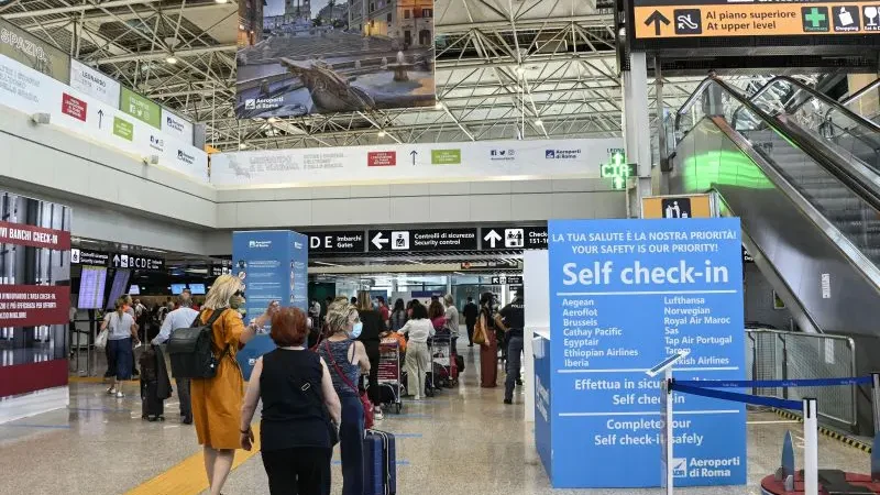 Si fingevano pellegrini per il Giubileo, due brasiliani arrestati a Fiumicino con 35 kg di cocaina