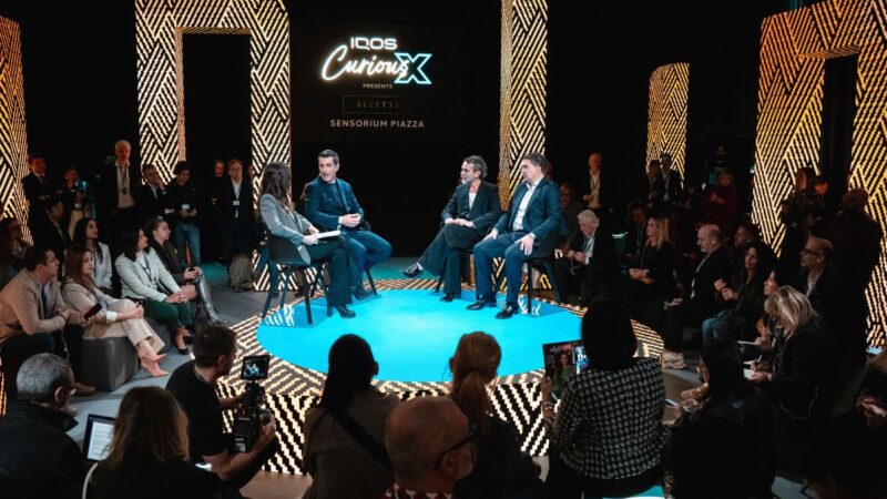 Milano Design Week, IQOS e Seletti reinventano la piazza