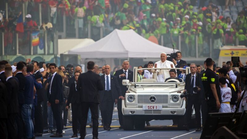 Lo sport si ferma per onorare la memoria di Papa Francesco