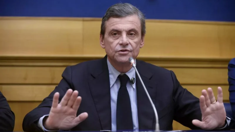 Dfp, Calenda “Documento inesistente, non c’è idea di Paese”