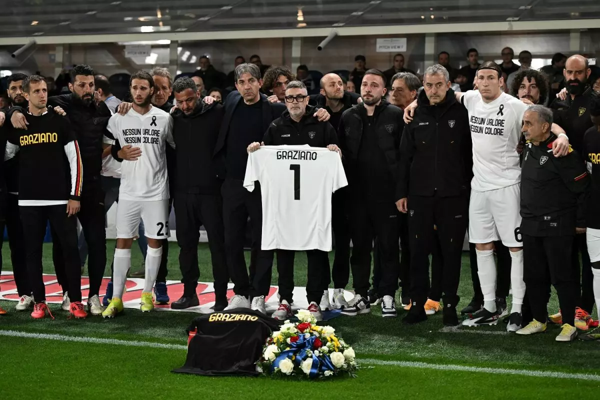 Lecce protesta ma pareggia a Bergamo nel ricordo di Graziano