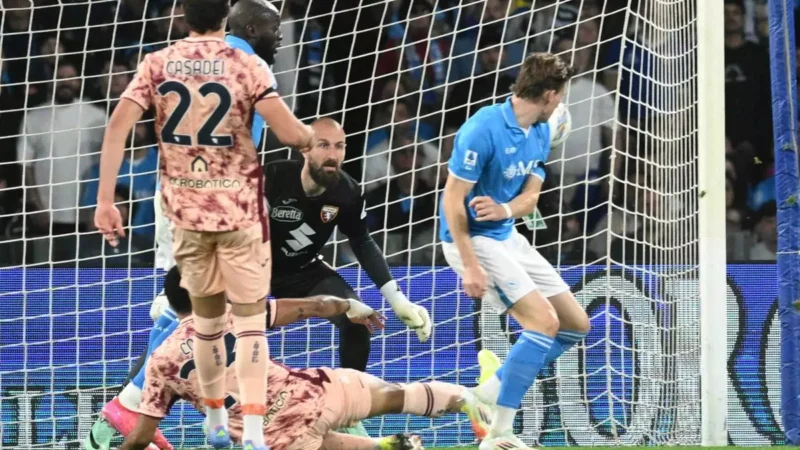 McTominay affonda il Torino, il Napoli è da solo in vetta