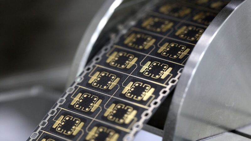 Microchip, Corte dei conti UE “Europa in ritardo nella corsa mondiale”