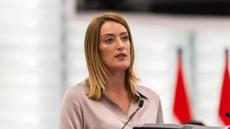 Ue, Metsola “Più investimenti sull’innovazione e meno burocrazia”