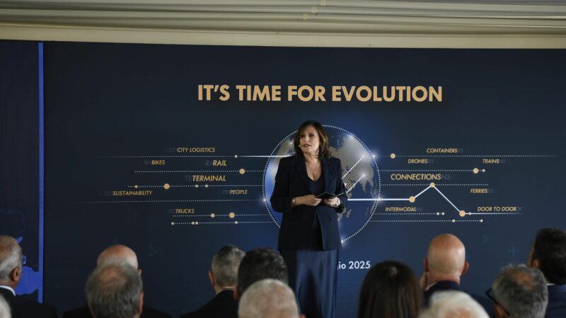 Nasce FS Logistix, la nuova piattaforma digitale per il trasporto merci end to end