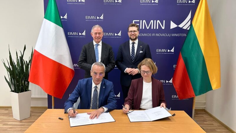 Spazio, accordo tra Asi e Agenzia per l’Innovazione lituana. Urso “Visione comune”