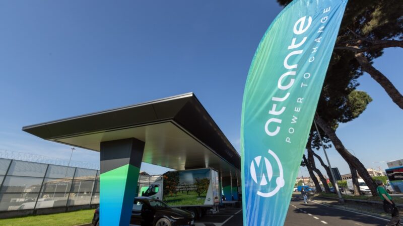 Inaugurata una nuova stazione di ricarica ultra fast al Mercato Alimentare di Milano