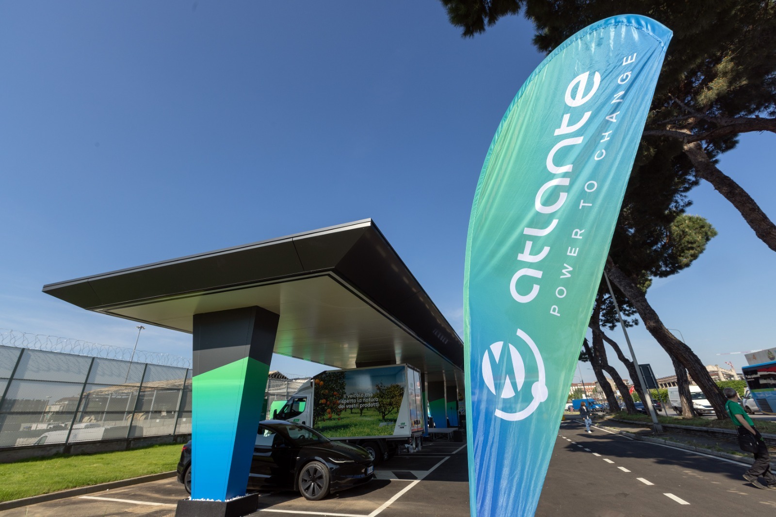 Inaugurata una nuova stazione di ricarica ultra fast al Mercato Alimentare di Milano