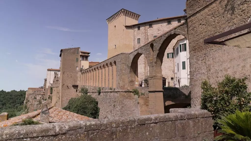 Open Fiber, a Pitigliano la fibra ottica rivoluziona le comunicazioni